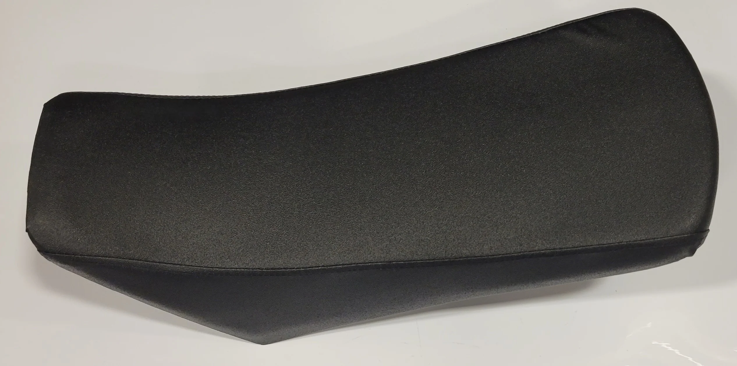 Blazer 125Z Seat - TAO TAO MOTOR / GIO PARTS - PBCB125Z04