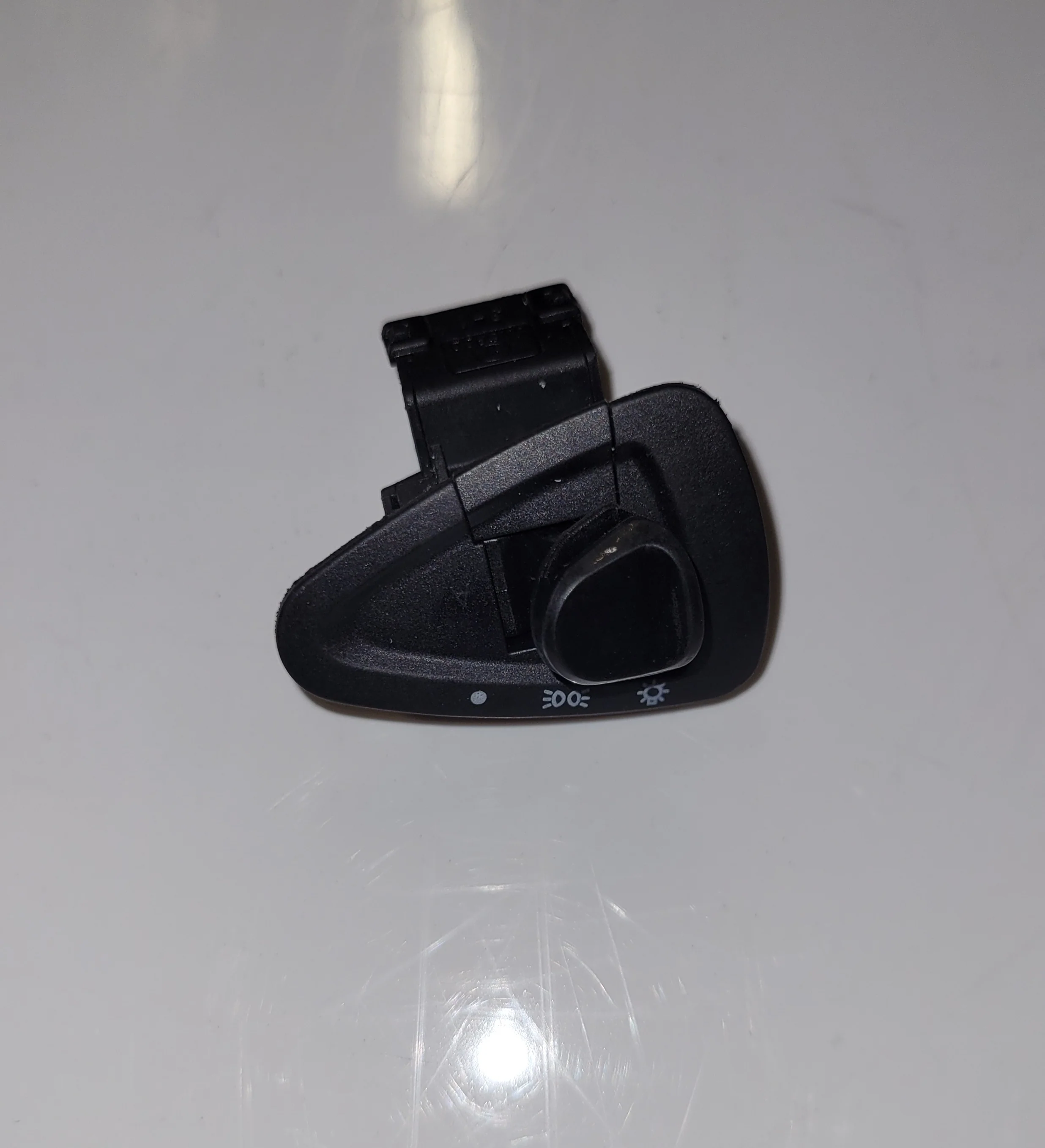 Headlight Switch - PBC1241XL