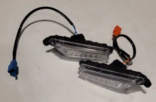 Supra Pro front turn light Set